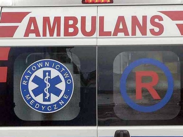 Kontrole w lecznicy rozpoczęły się po tym, jak w Świnoujściu zabrakło ambulansu dla turysty, który przechodził zawał serca.