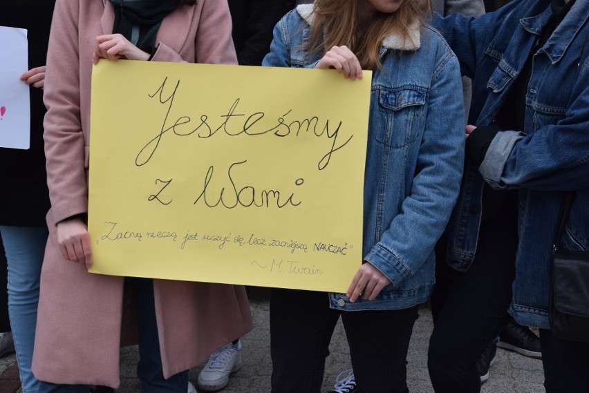 Uczniowie II Liceum Ogólnokształcącego im. Marii...