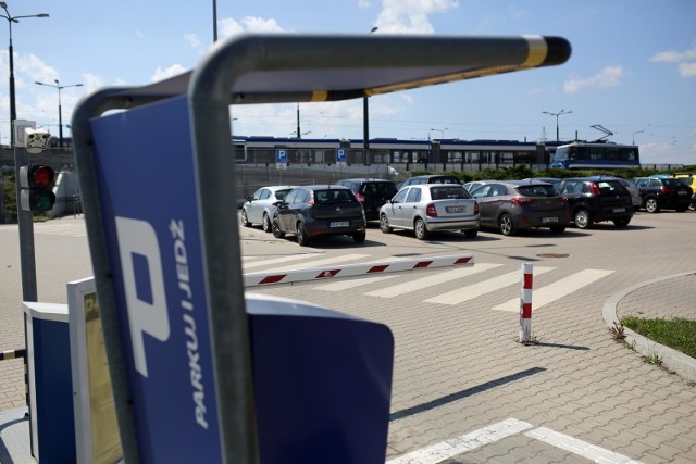 W Krakowie wciąż jest zbyt mało parkingów typu park&ride