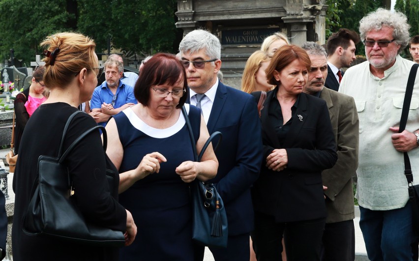 Sądeczanie i dziennikarze pożegnali redaktora Leszka Horwatha [ZDJĘCIA, WIDEO]