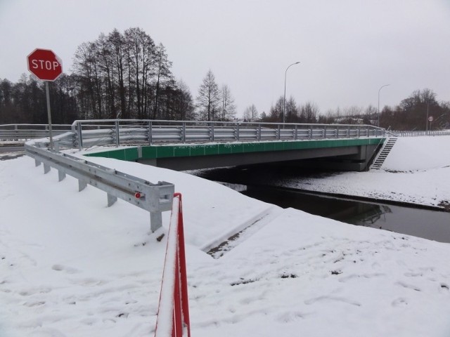 Mosty nad rzeką Jabłonka są już jak nowe. Kilka dni temu puszczono nimi ruch bez ograniczeń. Łączny koszt inwestycji to ok. 8,5 mln zł.