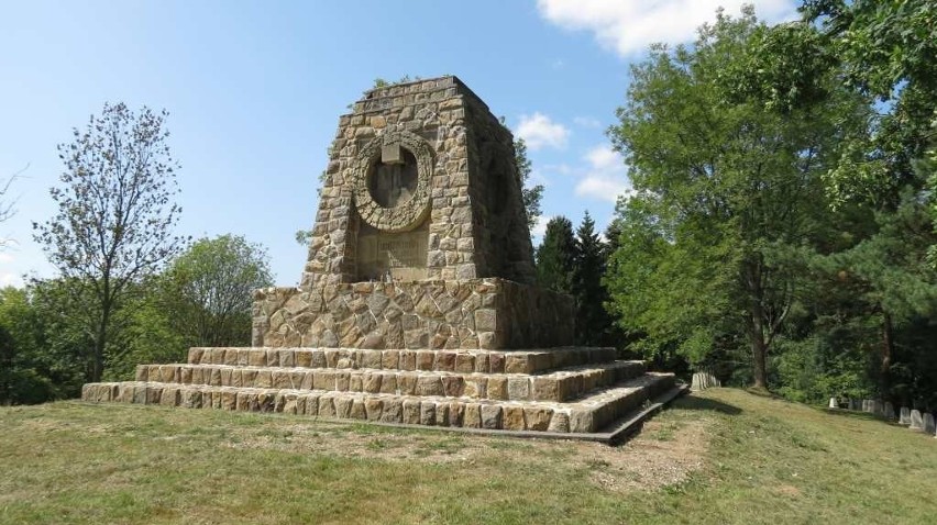 Cmentarz Wojskowy Nr 185 – Lichwin "Głowa Cukru" (powiat...