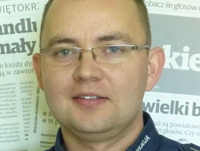 Młodszy aspirant Damian Szwagierek, rzecznik prasowy skarżyskiej policji.