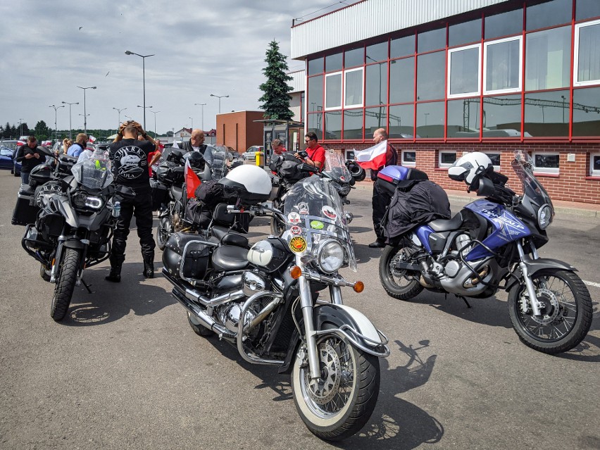 W piątek z Lublina wyruszył IX Rajd Wołyński. Motocykliści jadą upamiętnić ofiary rzezi wołyńskiej