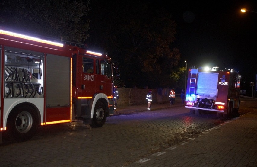 Pożar budynku przy ulicy Wileńskiej w Słupsku [ZDJĘCIA]