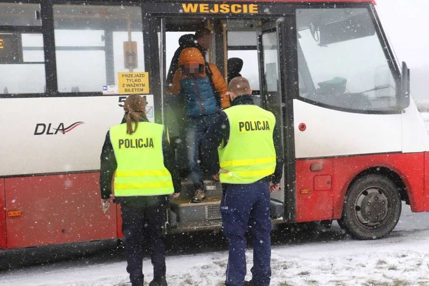 Kierowca miejskiego autobusu pijany w sztok. Zderzył się ze strażakami