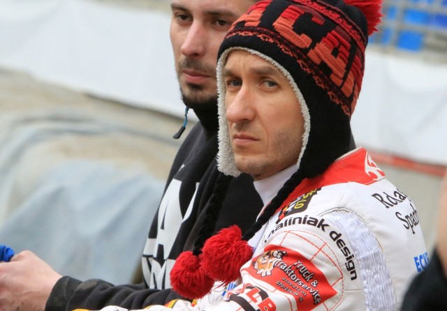Grzegorz Walasek znalazł się w trudnej sytuacji, nie ma gdzie startować w lidze.