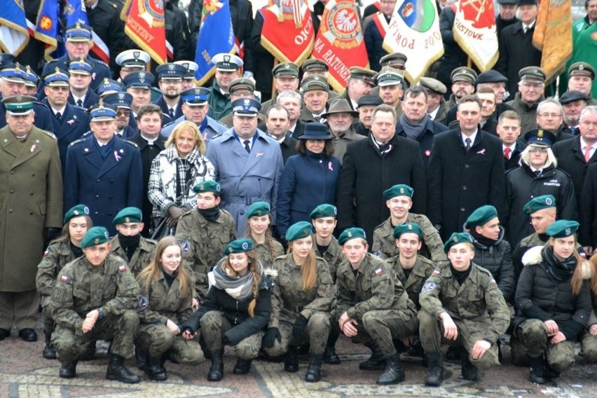 Konfetti dla ministra zrzucono z helikoptera straży granicznej. Komendant główny SG żąda wyjaśnień 