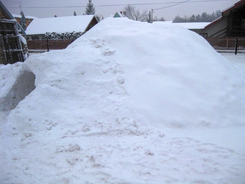 Pomysłowi białostoczanie wybudowali igloo