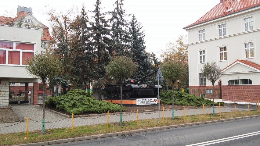 Czołg-symbol zniknął z Poznania. T-34 już nie stoi na...