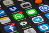 Koniec z atakami hakerów na popularny komunikator internetowy WhatsApp. Nasze wiadomości mają być bezpieczniejsze