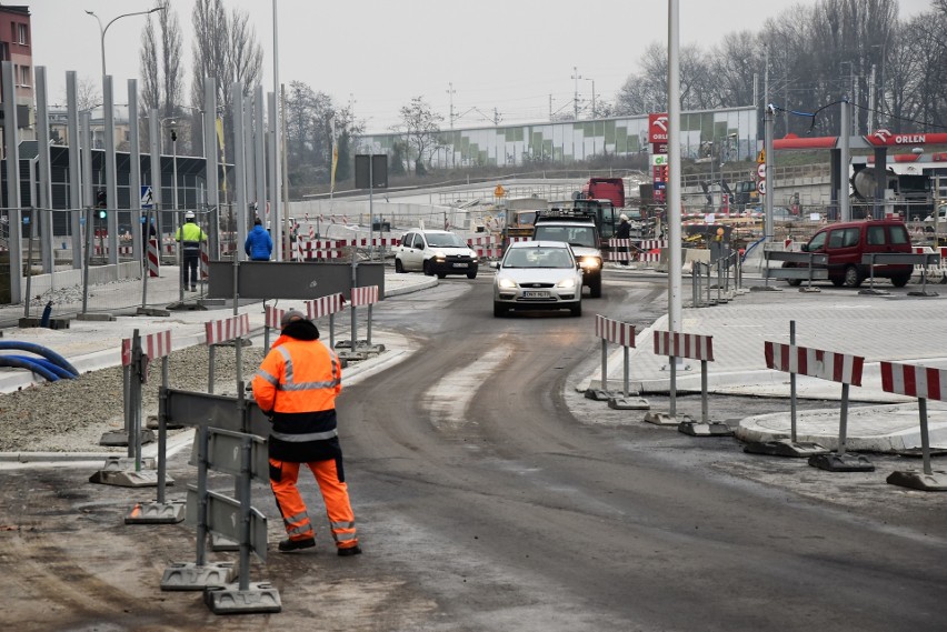 Centrum przesiadkowe Opole Wschodnie. Nowa organizacja ruchu...