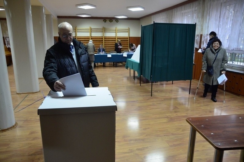 Wybory samorządowe 2014: Wielkopolanie ruszyli do urn