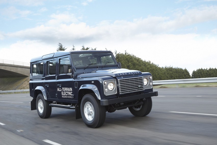 Land Rover Electric Defender MY13, Fot: Land Rover