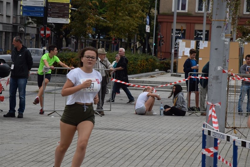 Bieg Złota Mila w Częstochowie. Najwięcej młodych zawodników ZDJĘCIA 