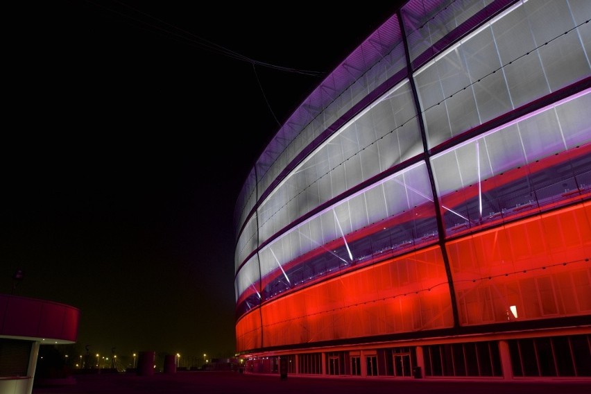 Stadion Wrocław stanie się wielką flagą Polski. Powalczy o rekord Guinnessa (ZDJĘCIA)