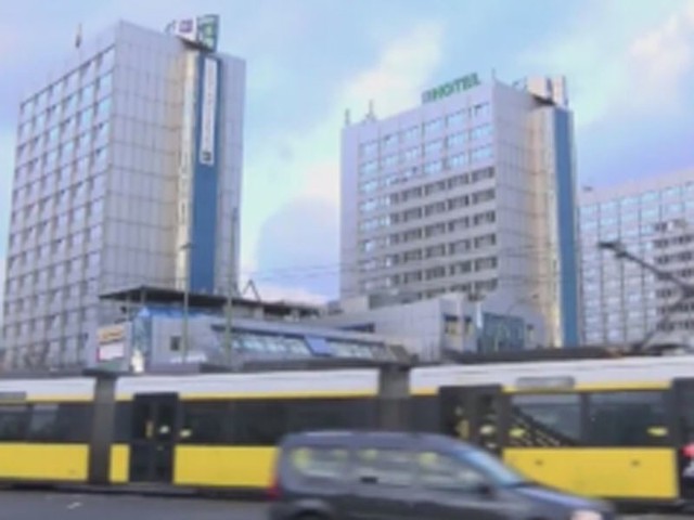 Uchodźcy trafią do hoteli? Władze Berlina chcą wynająć całą sieć za 600 mln euro
