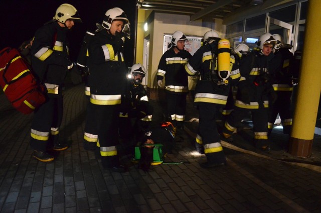 Wybuchł pożar w Kobylnicy - ćwiczenia strażaków.