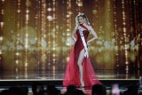 Rosjanka w krwistoczerwonej sukni na Miss Universe. Anna Kalczyńska kipi z wściekłości: Hańba terrorystom z Rosji