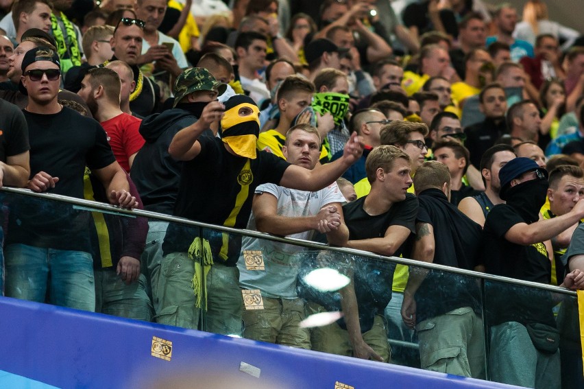Legia Warszawa przegrała z Borussią Dortmund 0:6 (WIDEO)