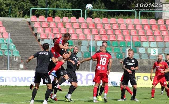 Zespół Szymona Grabowskiego w okresie przygotowawczym wygrał sparingi ze Zniczem Pruszków (3:0) i Zagłębiem Sosnowiec (2:0) oraz w Pucharze Polski uległ Piastowi Gliwice (0:4).