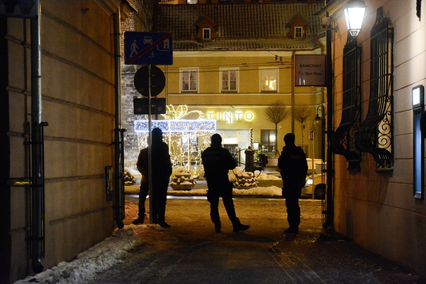 Manifestacja „Wina Plus” przed siedzibą Prawa i Sprawiedliwości w Lublinie. Zobacz zdjęcia