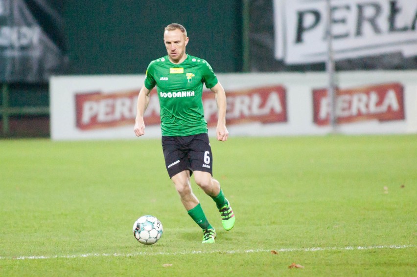 Górnik Łęczna zwyciężył w ostatnim tegorocznym meczu na własnym boisku. Zielono-czarni pokonali Zagłębie Sosnowiec 4:1. Zobacz Zdjęcia