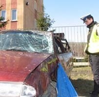 Tak wyglądał opel, którego pijany kierowca w kwietniu rozbił w Sumowie. Zginęły dwie osoby. Sprawca przebywa w areszcie.