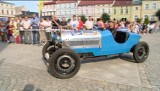 Bugatti T40 i inne klasyki na Międzynarodowym Rajdzie Pojazdów Zabytkowych
