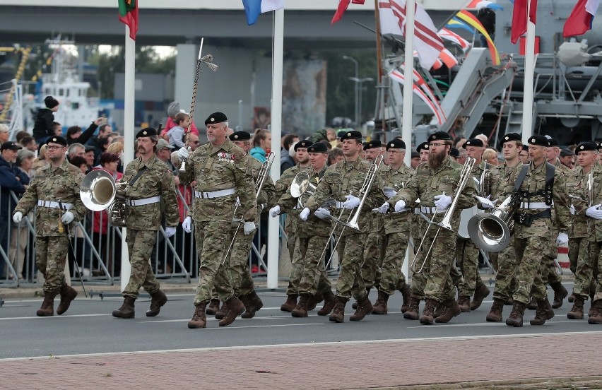 20-lecie Korpusu NATO w Szczecinie. Wojskowy piknik na Wałach Chrobrego [DUŻO ZDJĘĆ]