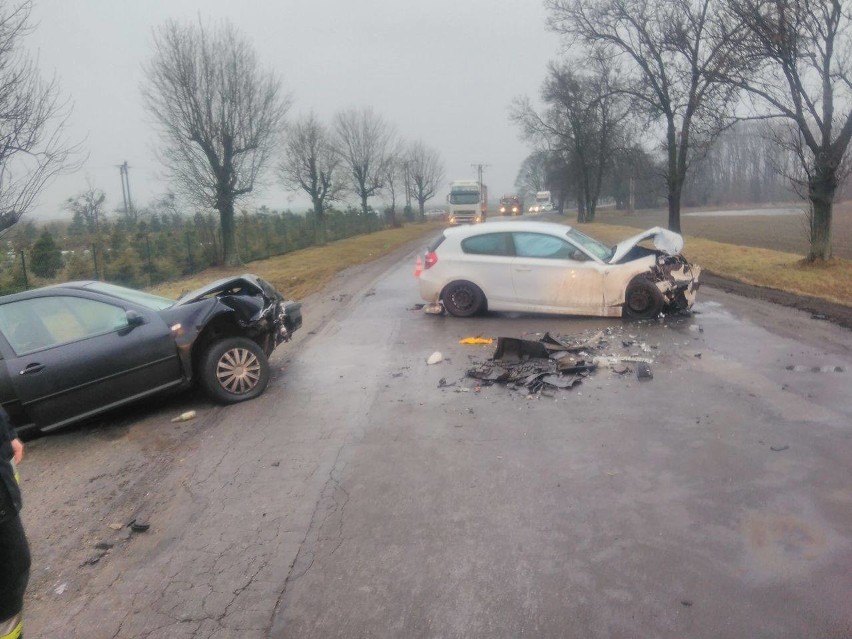 Wypadek pod Wrocławiem. Trzy osoby ranne