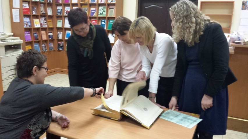 Szkolni bibliotekarze nawiązali współpracę z biblioteką Wyższego Seminarium Duchownego w Radomiu