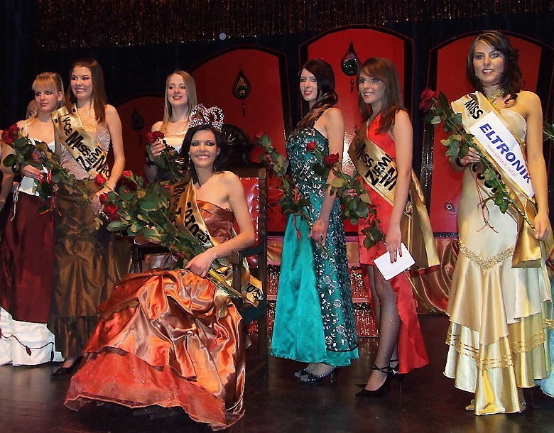 Miss Ziemi Michałowskiej w 2008 r. została Paulina Gdula,...