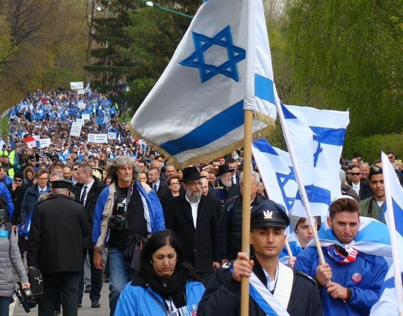 26 Marsz Żywych przeszedł z byłego niemieckiego obozu Auschwitz I do Auschwitz II Birkenau