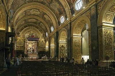 W centrum Valletty znajduje się symbol potęgi i bogactwa zakonu - katedra św. Jana Chrzciciela. Z zewnątrz surowa, wewnątrz oszałamia barokowym przepychem. Fot. autor
