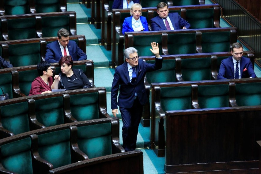 Sejm [TRANSMISJA NA ŻYWO] Debata nad ustawami o Sądzie Najwyższym i KRS. Drugie czytanie projektów