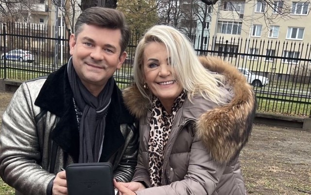 Elżbieta z Grabkowa chętnie dzieli się na Instagramie prywatnymi zdjęciami. Wiedzieliście, że jest fanką Zenka Martyniuka? Zobacz więcej na kolejnych slajdach.