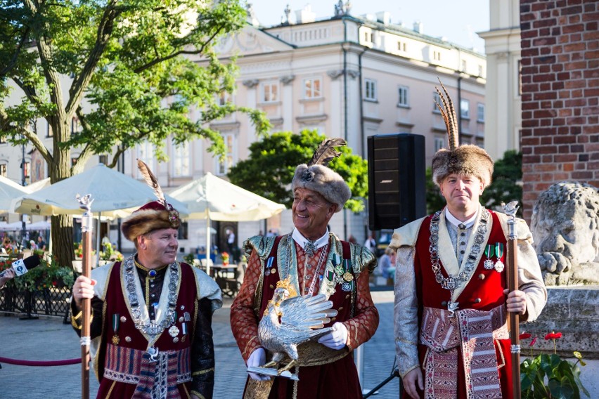 Powrót dzwona gwałtownego na Wieżę Ratuszową