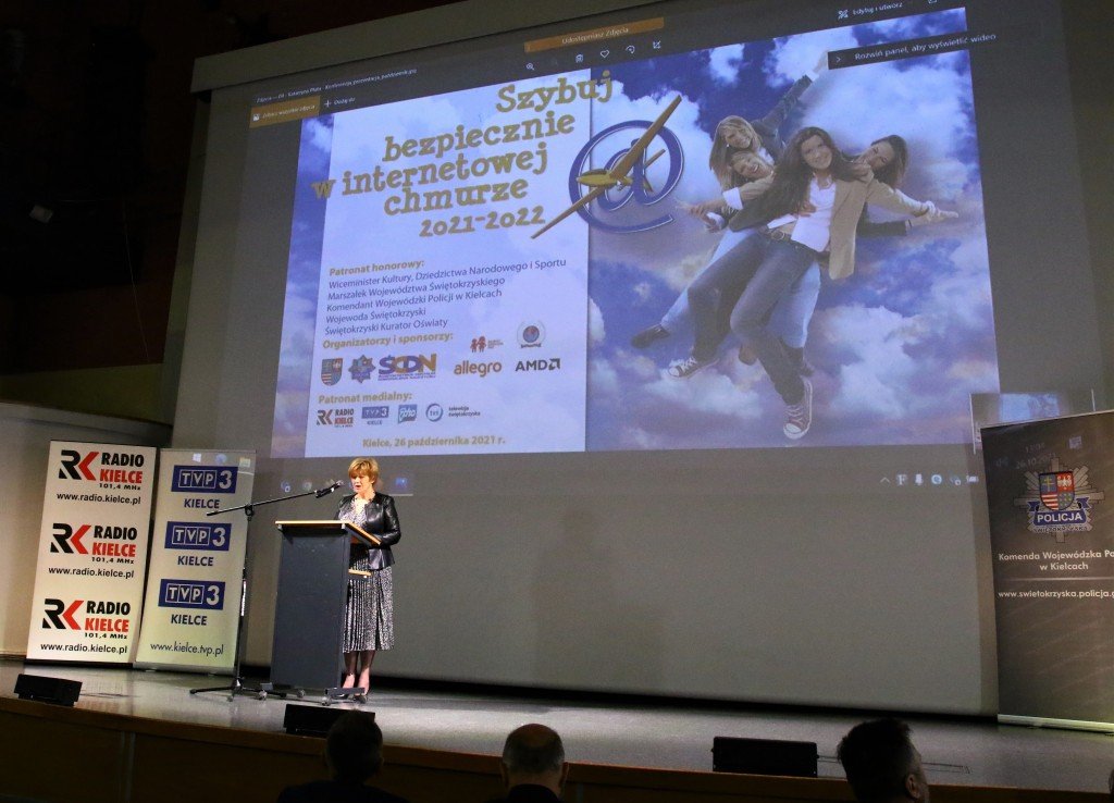 Uroczyste rozpoczęcie dziesiątej edycji projektu „Szybuj bezpiecznie w