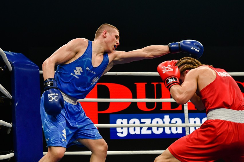 Cezary Znamiec, radomski bokser wygrał dwie walki podczas młodzieżowych mistrzostw Europy. W czwartek powalczy o medal