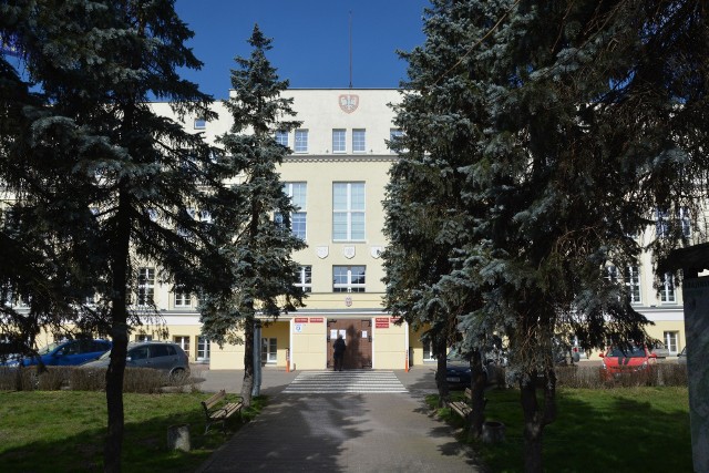 Do wczoraj na terenie powiatu sępoleńskiego było 12 osób objętych kwarantanną i 61 objętych nadzorem sanitarno-epidemiologicznym
