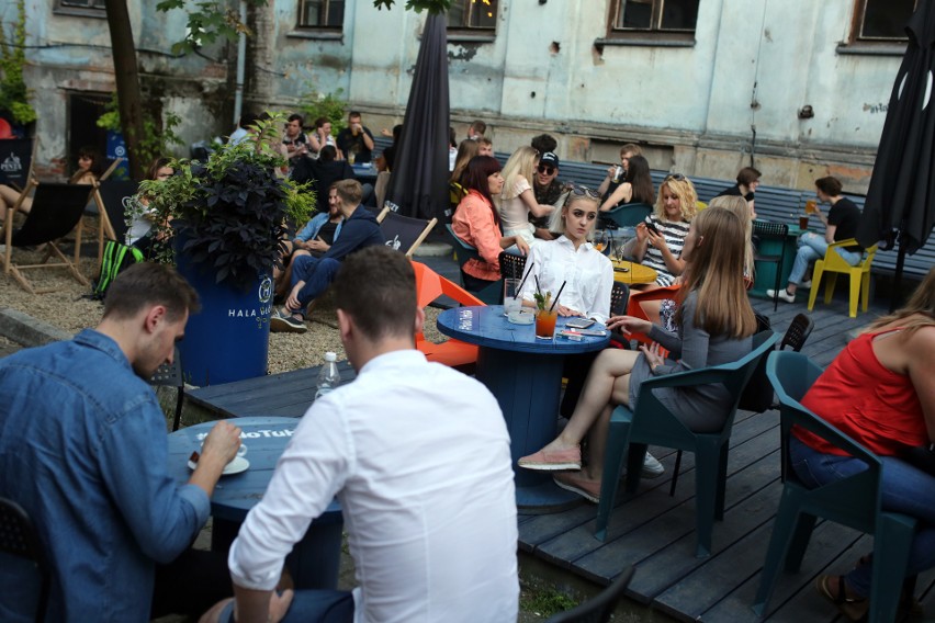 Kraków. Weekend na Dolnych Młynów. Piękna pogoda sprzyja dobrej zabawie! [ZDJĘCIA]