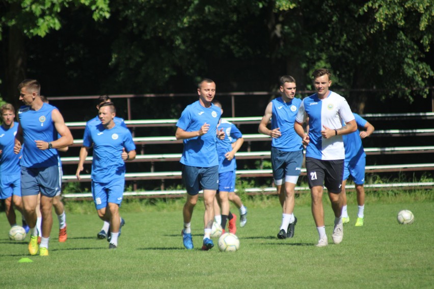 Hutnik Kraków. Pierwszy trening przed II ligą. Testowani zawodnicy [ZDJĘCIA]