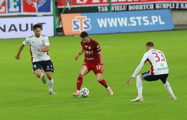 Mecz Górnik Zabrze - Wisła Kraków ONLINE. Gdzie oglądać w telewizji?  TRANSMISJA TV NA ŻYWO | Gol24