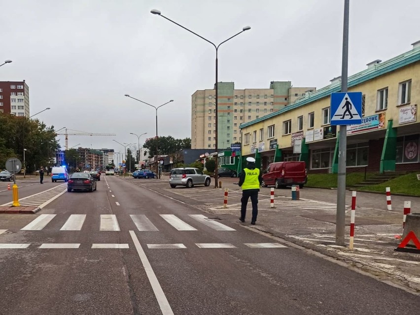 Białystok. Potrącenie kobiety na przejściu dla pieszych przy ul. Wyszyńskiego. 83-latka trafiła do szpitala [ZDJĘCIA]