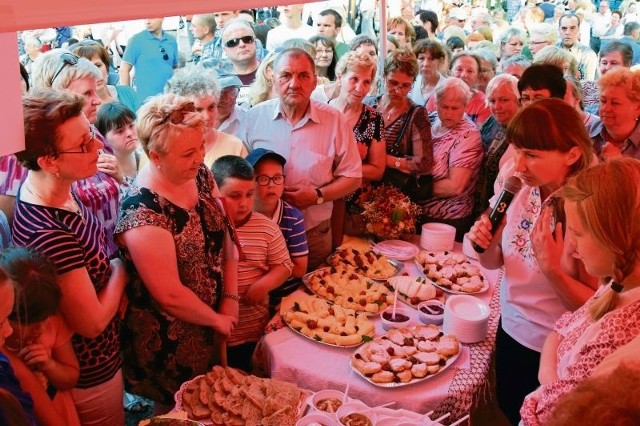 Kulinarne przysmaki przyciągnęły tłumy mieszkańców Sokółki.