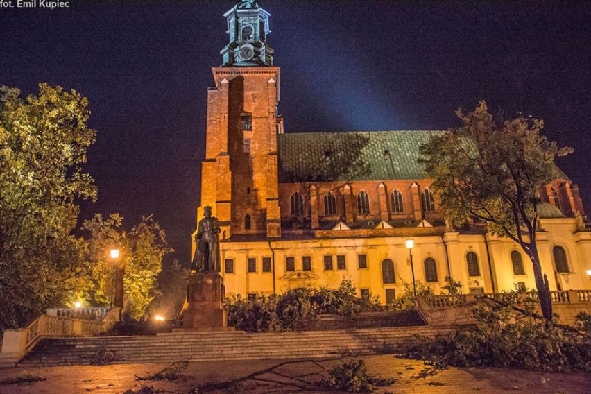 Burza w Wielkopolsce: Skutki burzy w Gnieźnie