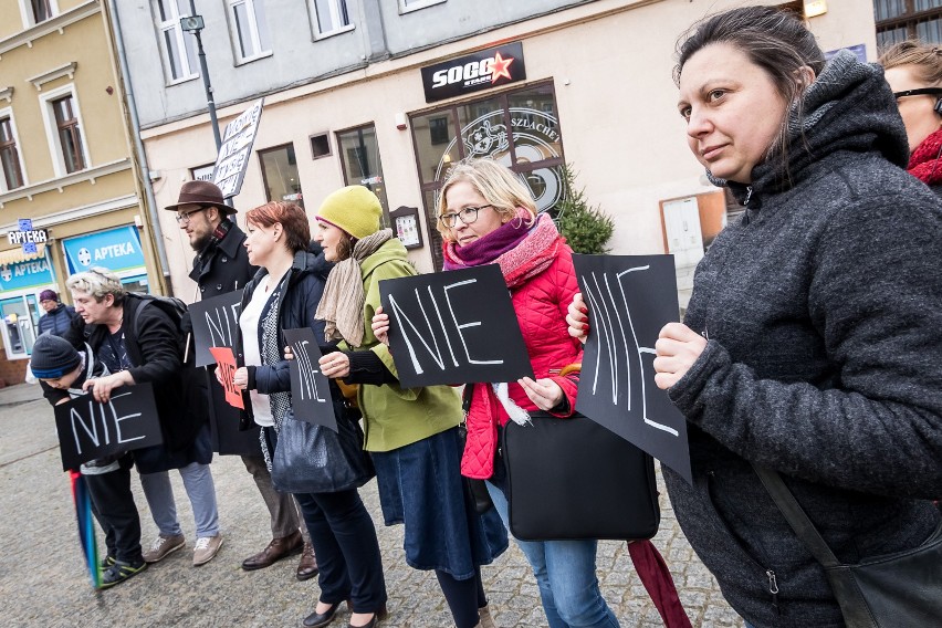 Dziś na bydgoskim Wełnianym Rynku zorganizowano...