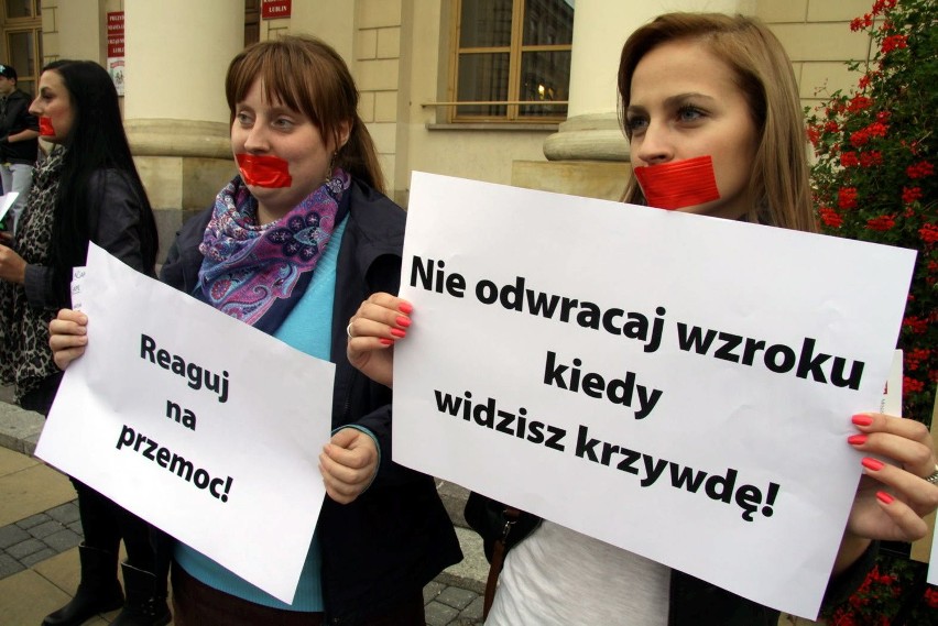 Happening Agape w Lublinie przeciwko przemocy (ZDJĘCIA)