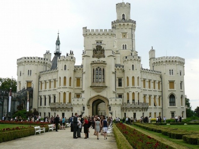 Zamek Hluboka przypomina angielski Windsor.